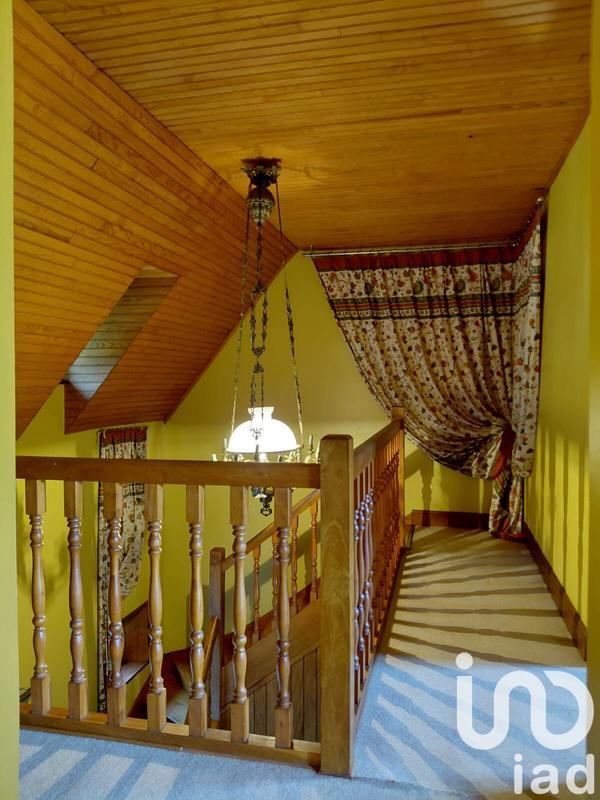 Maison - 140 m² - 6 pièces