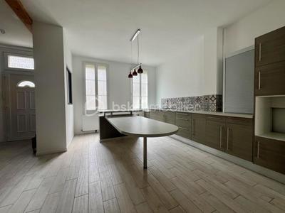 Maison de ville - 132 m² - 5 pièces