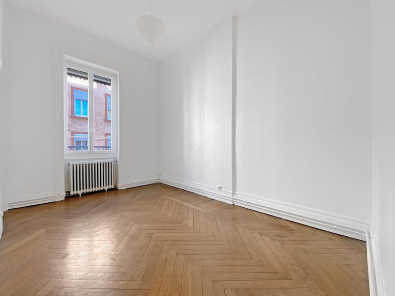 Appartement - 110 m² - 4 pièces