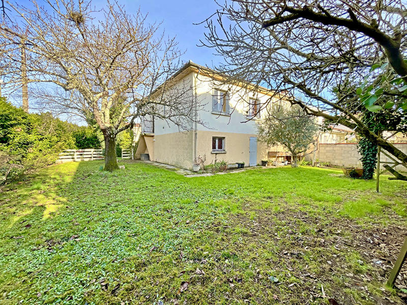 Maison - 91 m² - 5 pièces