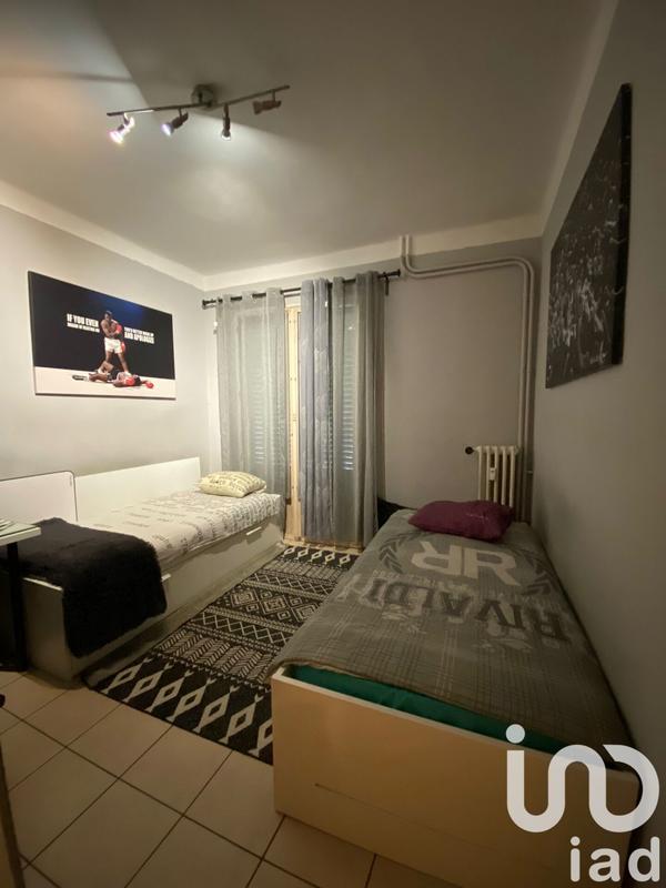Appartement - 82 m² - 4 pièces