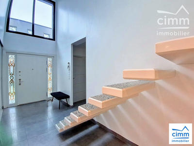 Maison contemporaine - 170 m² - 7 pièces