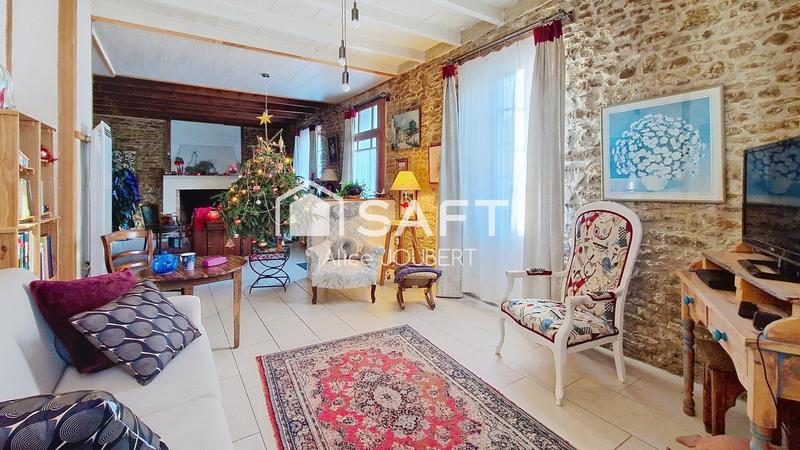 Maison - 167 m² - 6 pièces