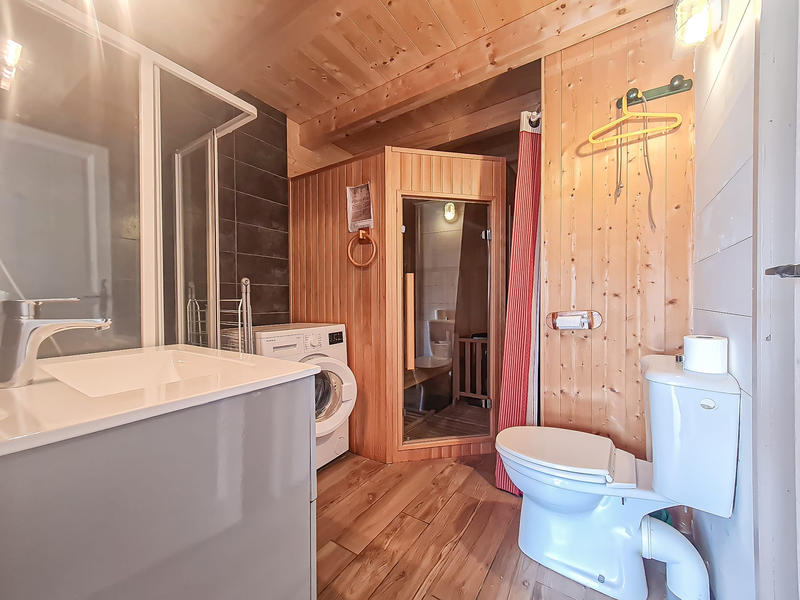 Maison - 80 m² - 5 pièces