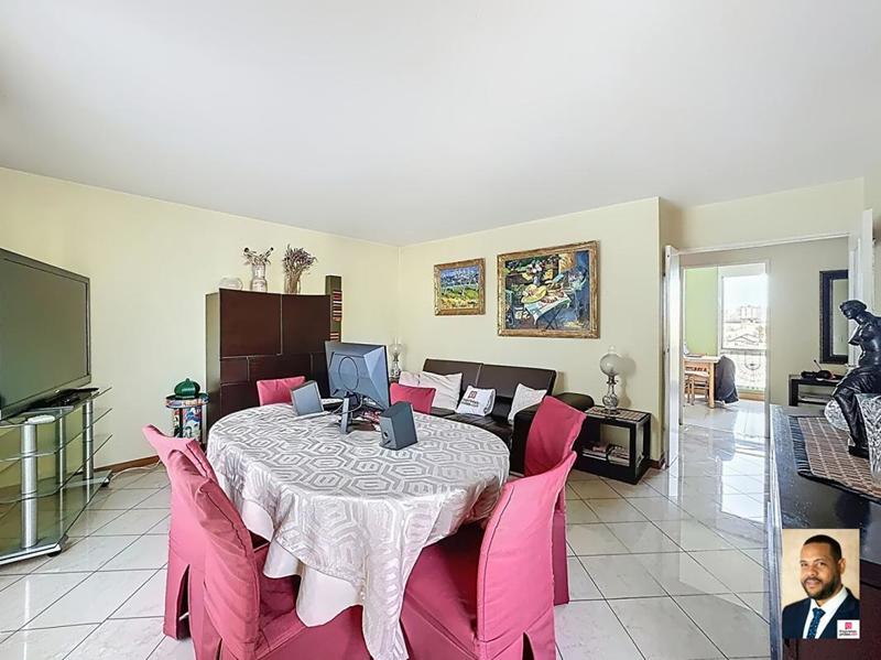 Appartement - 92 m² - 4 pièces