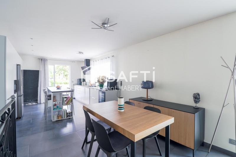 Maison - 174 m² - 6 pièces