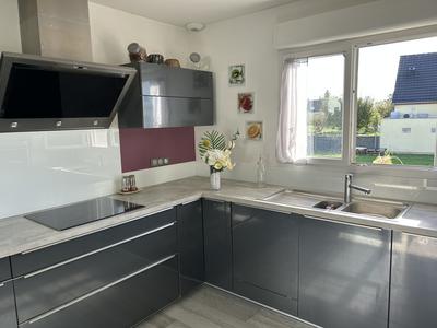 Maison - 103 m² - 5 pièces