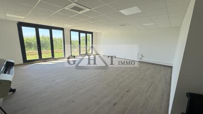 Bureau - 296 m²