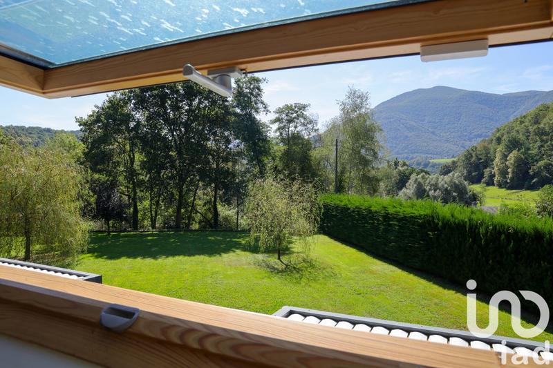 Maison - 257 m² - 8 pièces