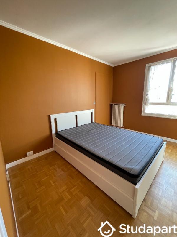 Chambre - 8 m² - 1 pièce