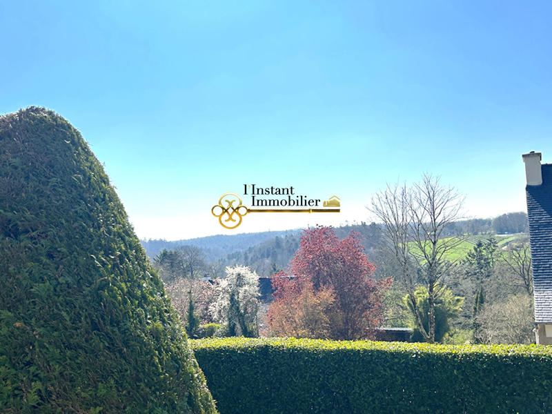 Maison - 174 m² - 6 pièces