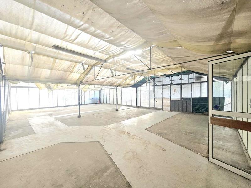 Local commercial - 825 m² - 8 pièces