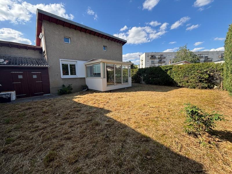 Maison - 71 m² - 7 pièces