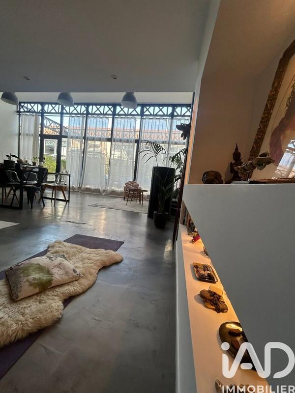 Loft - 83 m² - 3 pièces