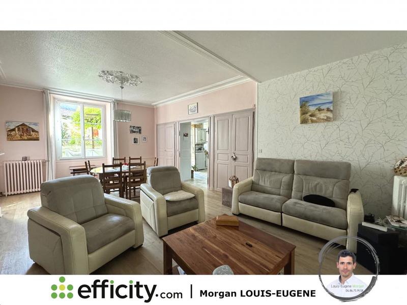 Maison - 282 m² - 10 pièces