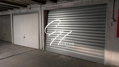 Parking / Garage - 17 m²