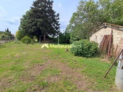 Terrain constructible - 1 147 m²