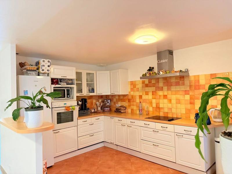 Maison - 98 m² - 5 pièces