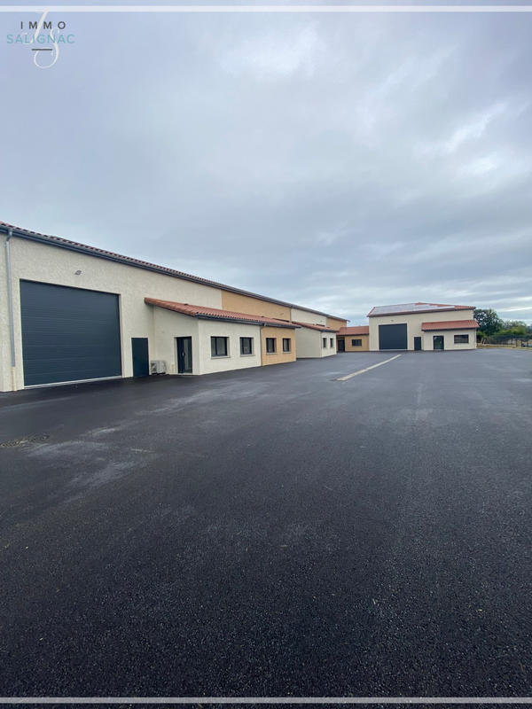 Local commercial - 287 m²