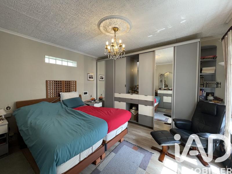 Maison - 175 m² - 7 pièces