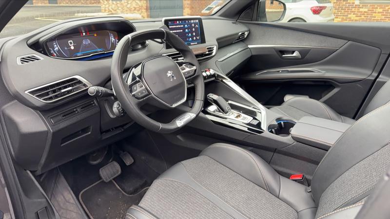 Peugeot 3008 II 1.2 PureTech 130 Eat8 Gt-Line