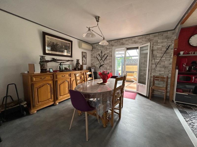 Maison - 90 m² - 4 pièces