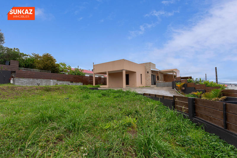 Maison - 144 m² - 5 pièces