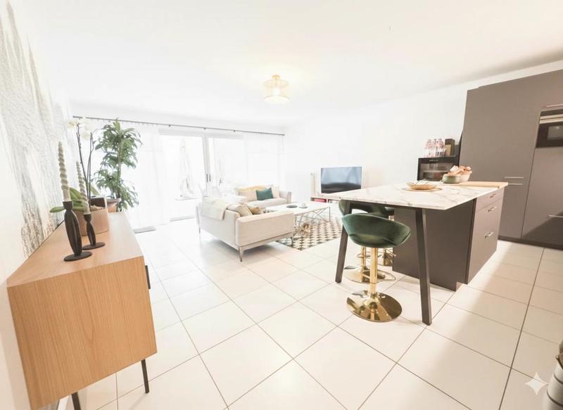 Appartement - 91 m² - 4 pièces