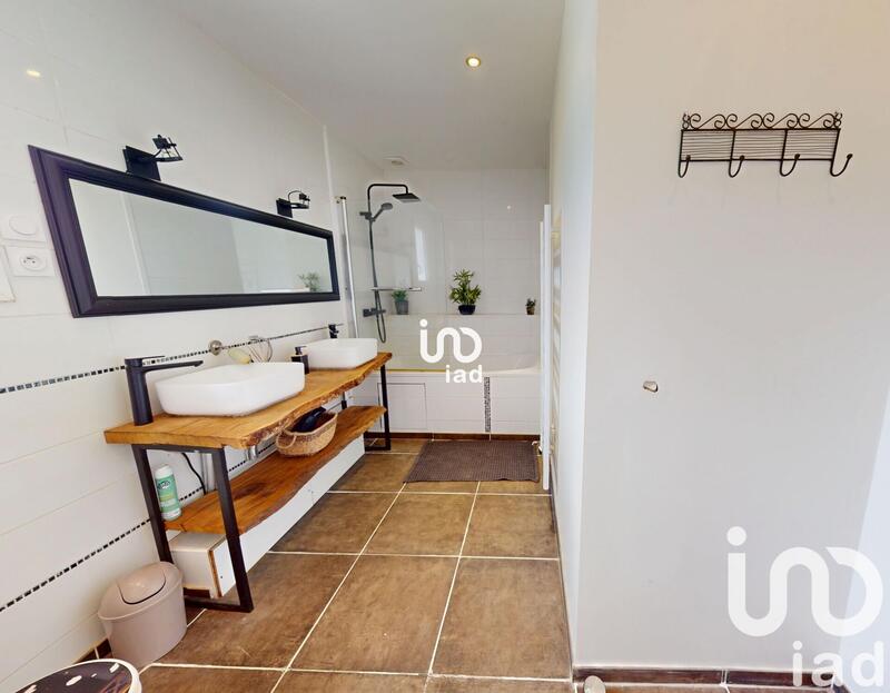 Maison - 197 m² - 6 pièces