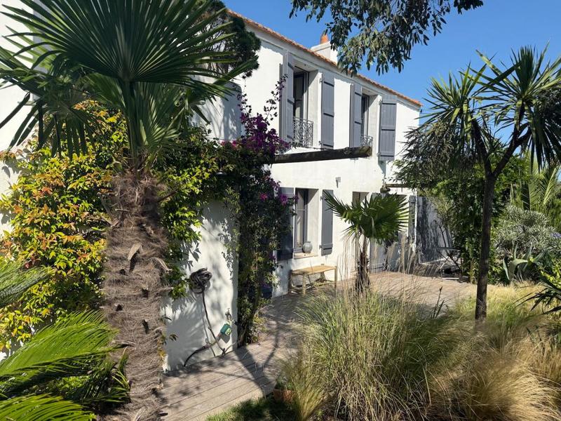 Maison - 125 m² - 6 pièces