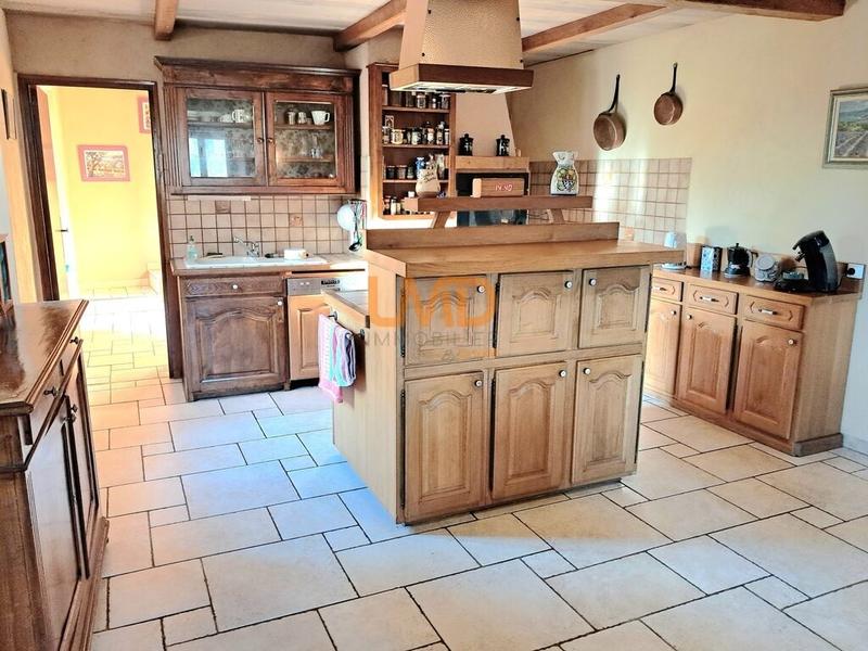 Mas - 128 m² - 7 pièces