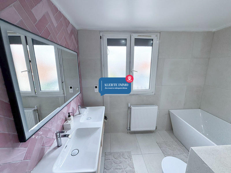 Maison - 122 m² - 5 pièces