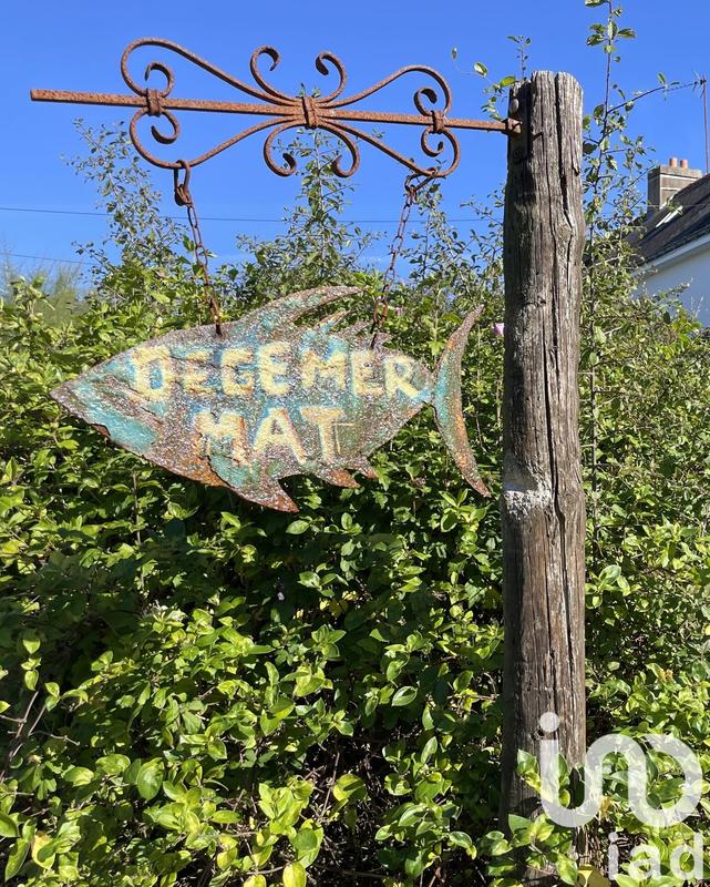 Maison - 275 m² - 11 pièces