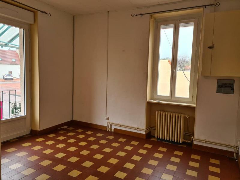 Maison de village - 85 m² - 4 pièces