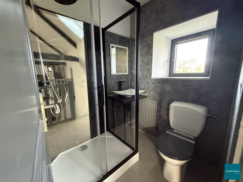 Maison - 254 m² - 6 pièces