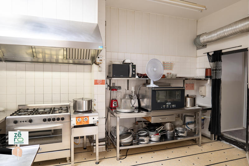 Fonds de commerce - Magasins - 160 m²