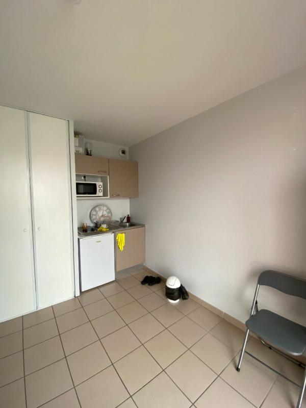 Studio - 20 m² - 1 pièce
