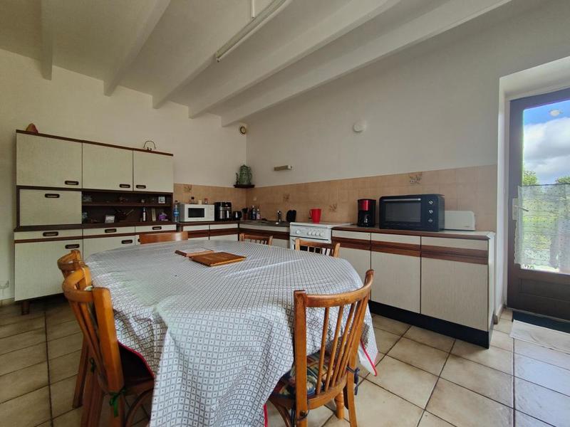 Maison en pierre - 105 m² - 5 pièces