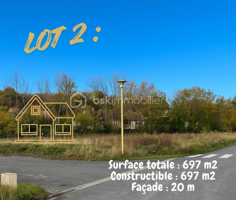 Terrain constructible - 697 m²