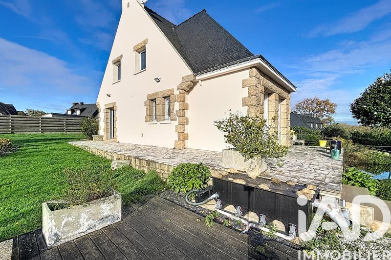 Maison - 180 m² - 5 pièces