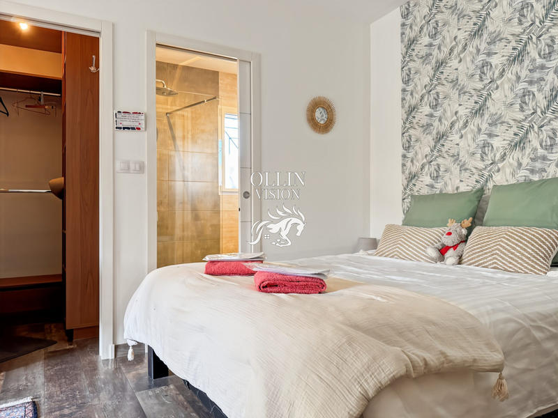 Villa - 168 m² - 8 pièces