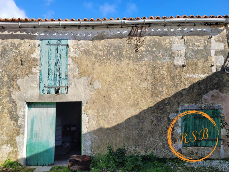 Maison ancienne - 120 m² - 1 pièce