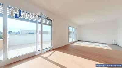 Appartement - 96 m² - 4 pièces