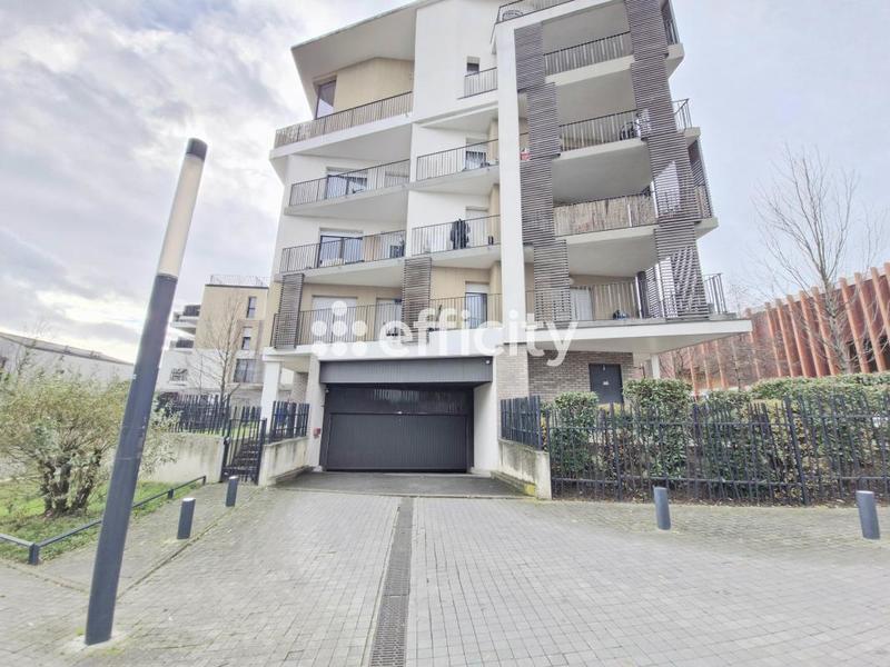 Parking / Garage - 16 m²