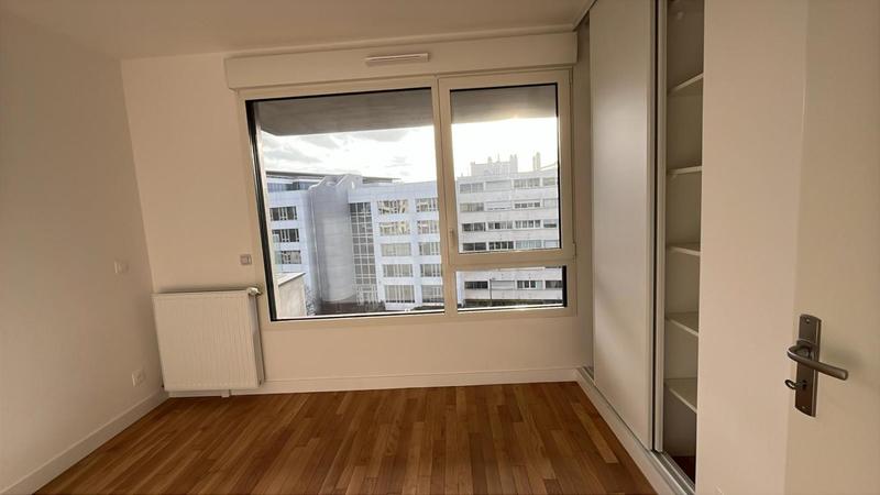Appartement - 75 m² - 4 pièces