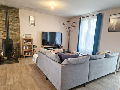 Maison - 89 m² - 5 pièces