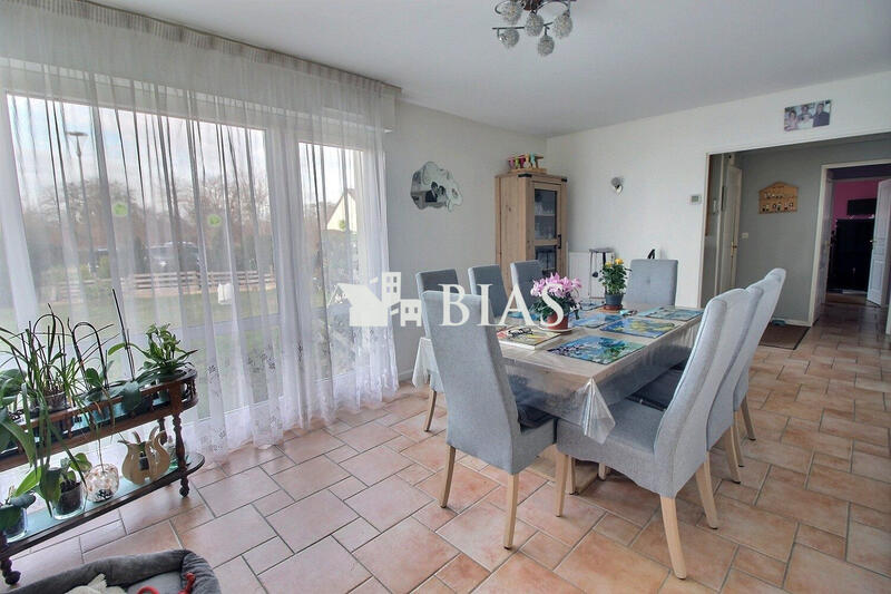 Maison - 95 m² - 4 pièces