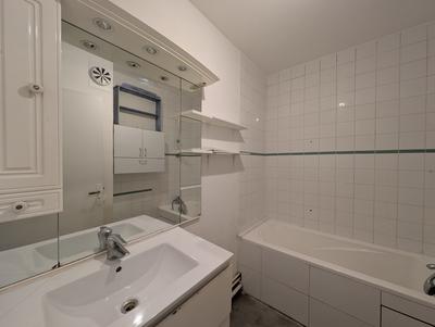 Appartement - 85 m² - 5 pièces