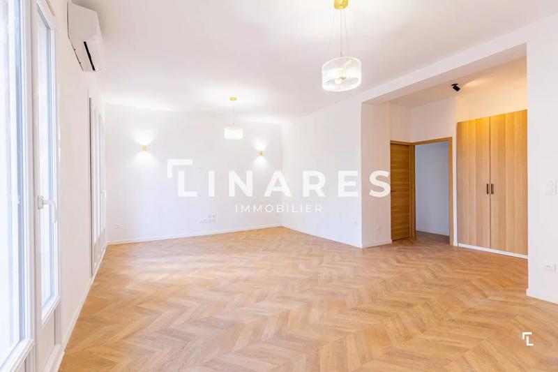Appartement - 82 m² - 4 pièces