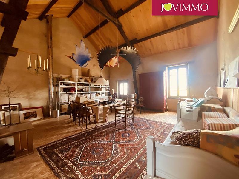 Maison - 250 m² - 9 pièces